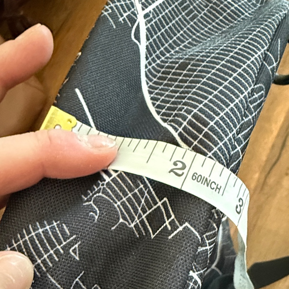 Herschel Supply Company Black and White city sling bag - Picture 4 of 6